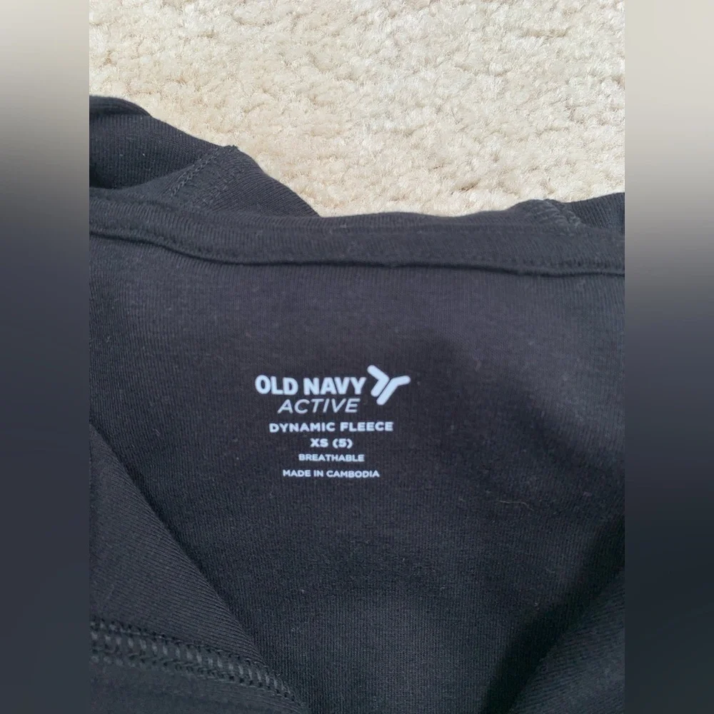 Old Navy NWT Size 5 Dynamic Fleece Zip-Front Performance Hoodie